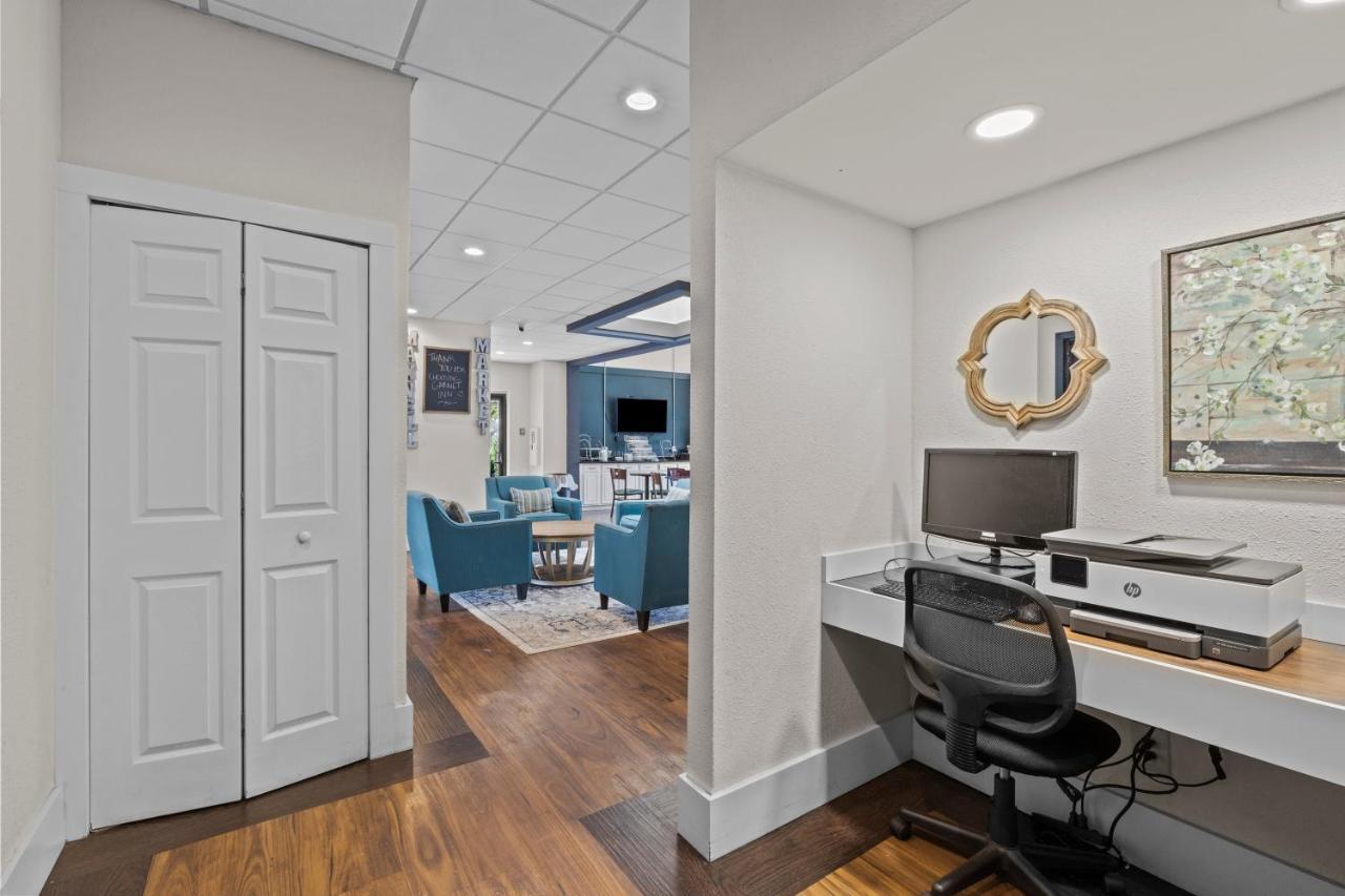 Garnet Inn & Suites, Morehead City Near Atlantic Beach Εξωτερικό φωτογραφία