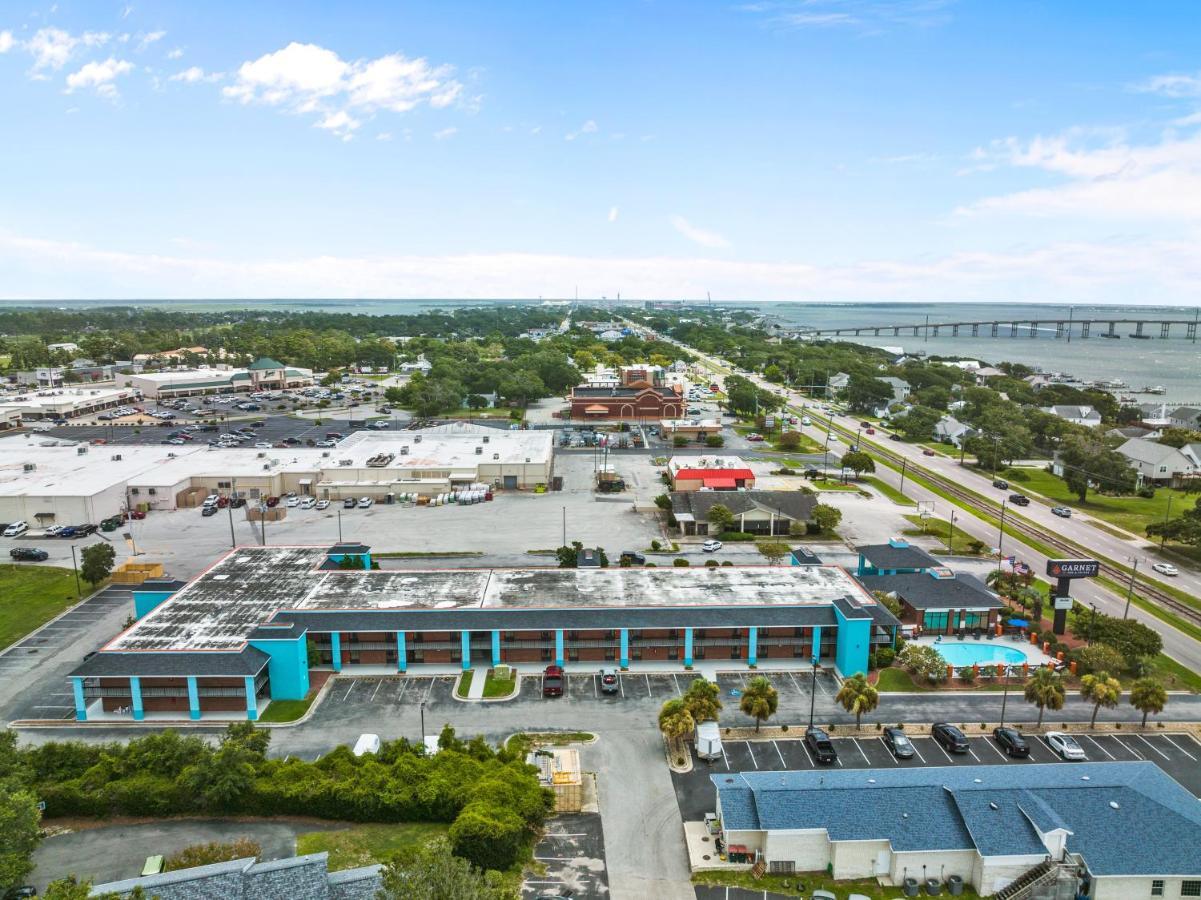 Garnet Inn & Suites, Morehead City Near Atlantic Beach Εξωτερικό φωτογραφία