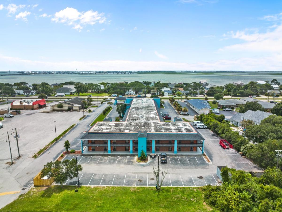 Garnet Inn & Suites, Morehead City Near Atlantic Beach Εξωτερικό φωτογραφία