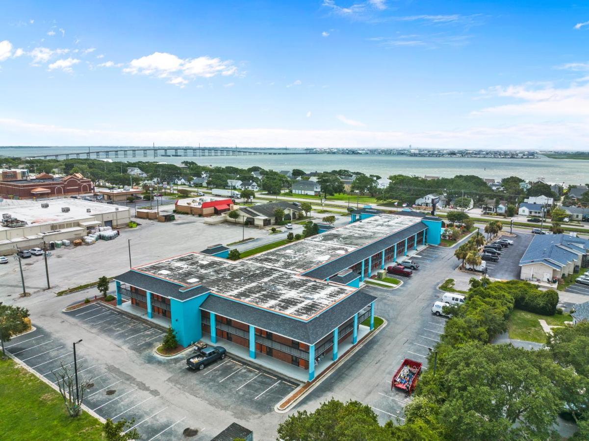 Garnet Inn & Suites, Morehead City Near Atlantic Beach Εξωτερικό φωτογραφία