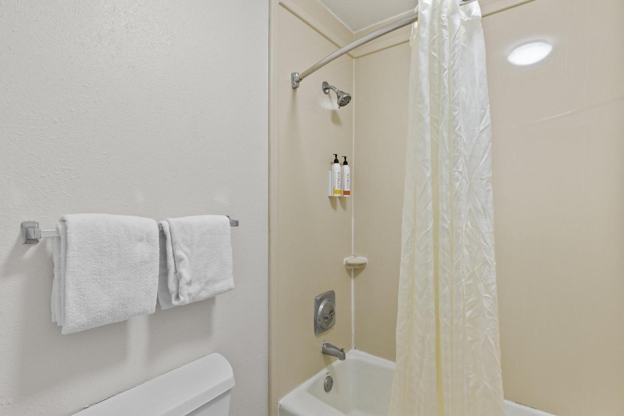 Garnet Inn & Suites, Morehead City Near Atlantic Beach Εξωτερικό φωτογραφία