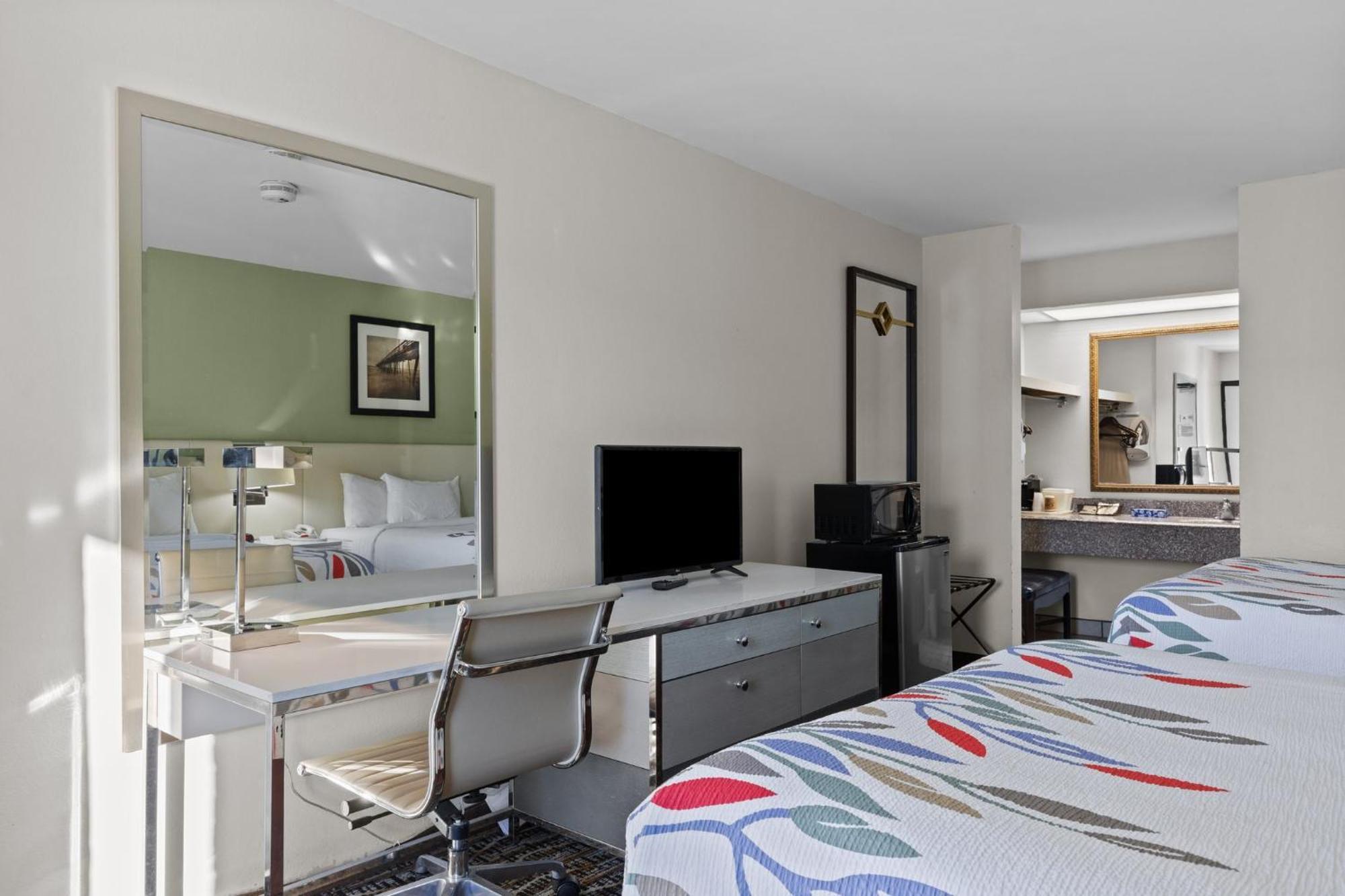 Garnet Inn & Suites, Morehead City Near Atlantic Beach Εξωτερικό φωτογραφία